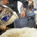 Ein riesiger Reistopf, um die rund 50 Gäste zu beköstigen.