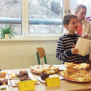 SteinMalEins_Hilfsaktion für Kinder in Afrika_Kuchenverkauf in der Pause